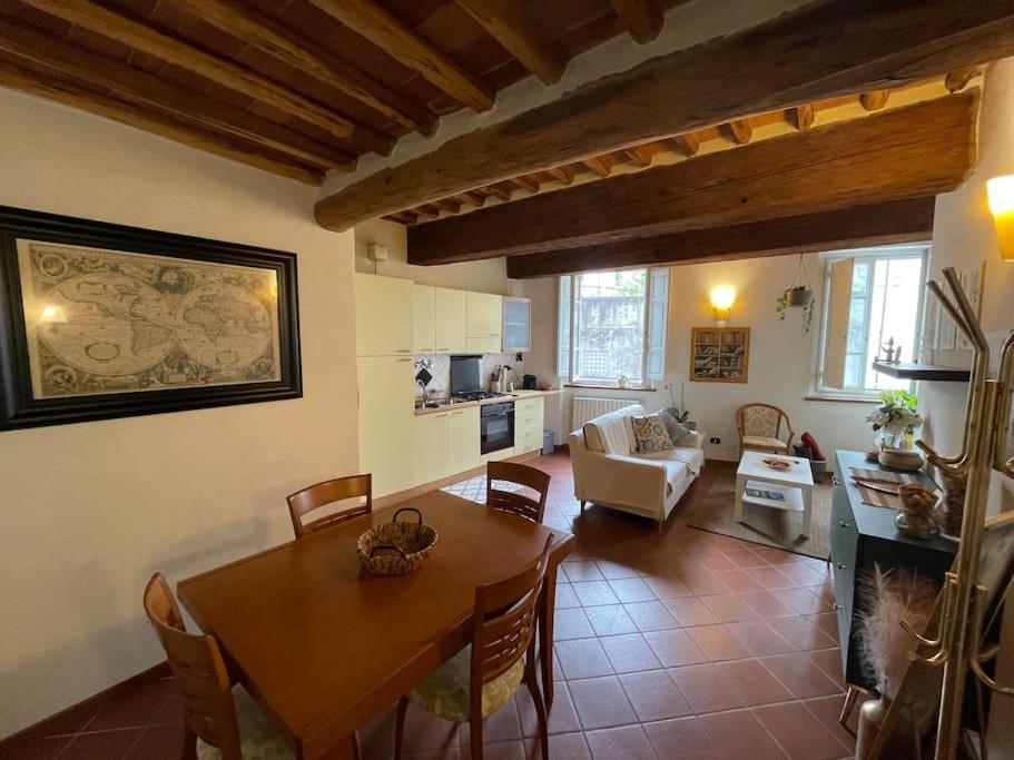 Casa Luisa - Mura Di Lucca Esterno foto